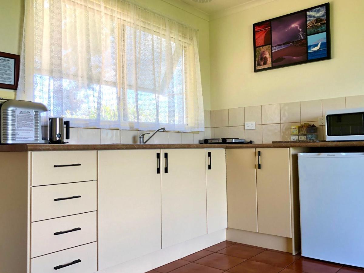 普罗姆山丘小屋酒店 雅纳基 外观 照片